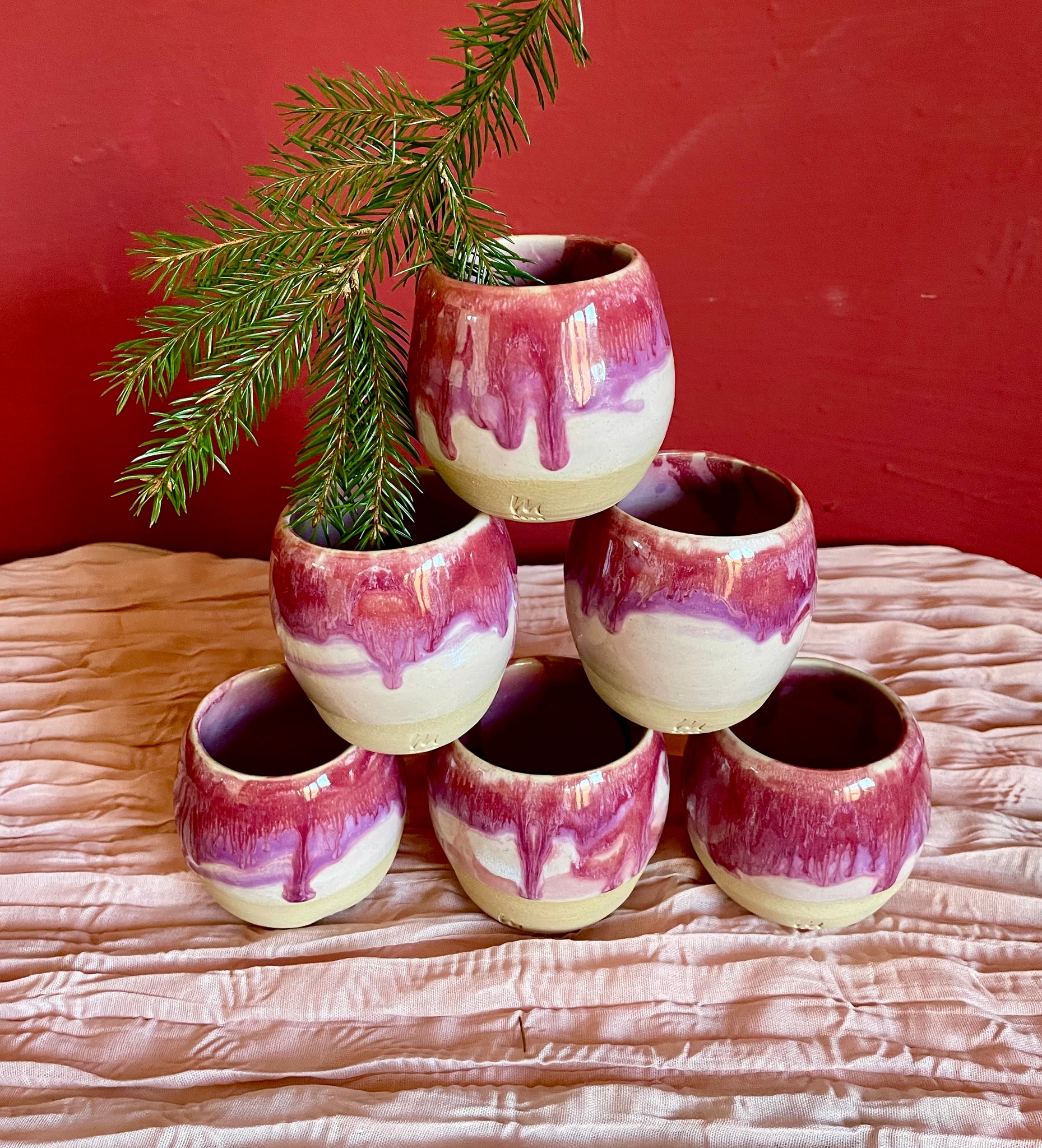 Küstenbecher - „Happy Day“ – Handgedreht & liebevoll glasiert