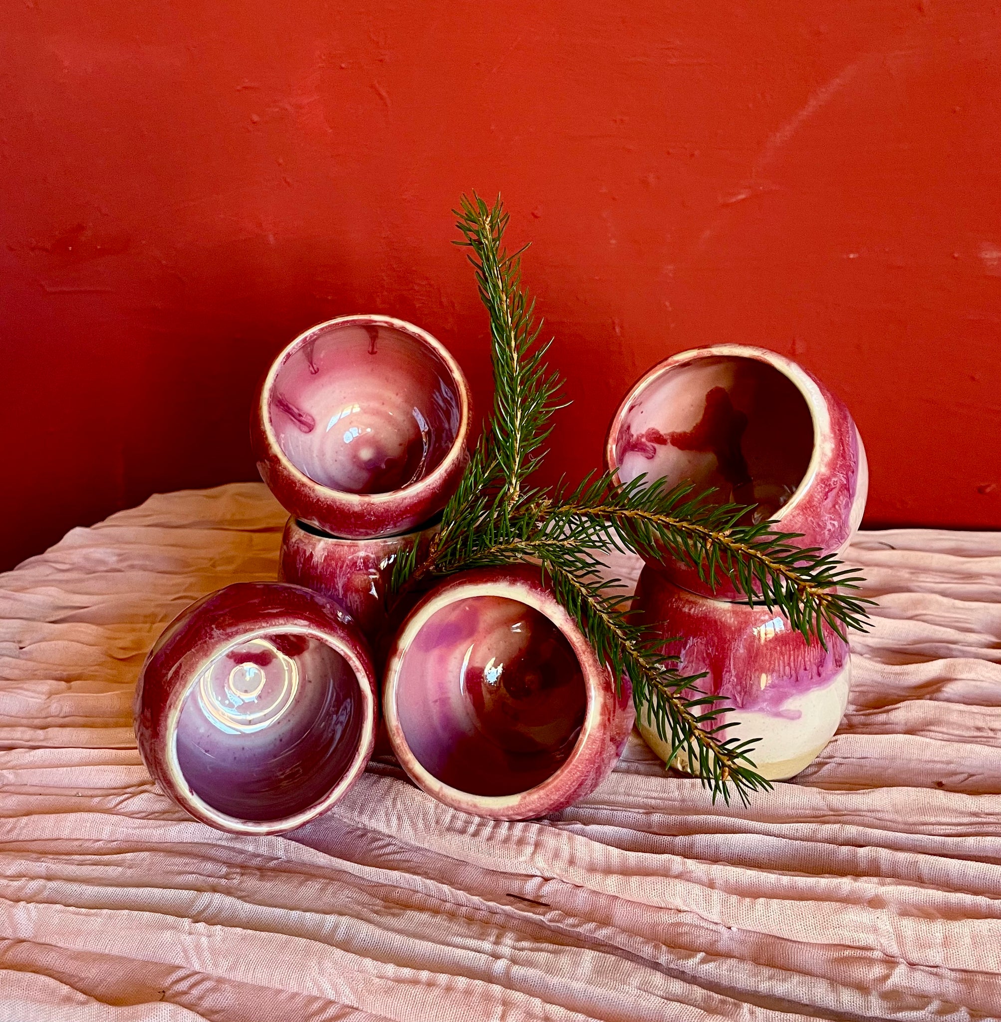 Küstenbecher - „Happy Day“ – Handgedreht & liebevoll glasiert